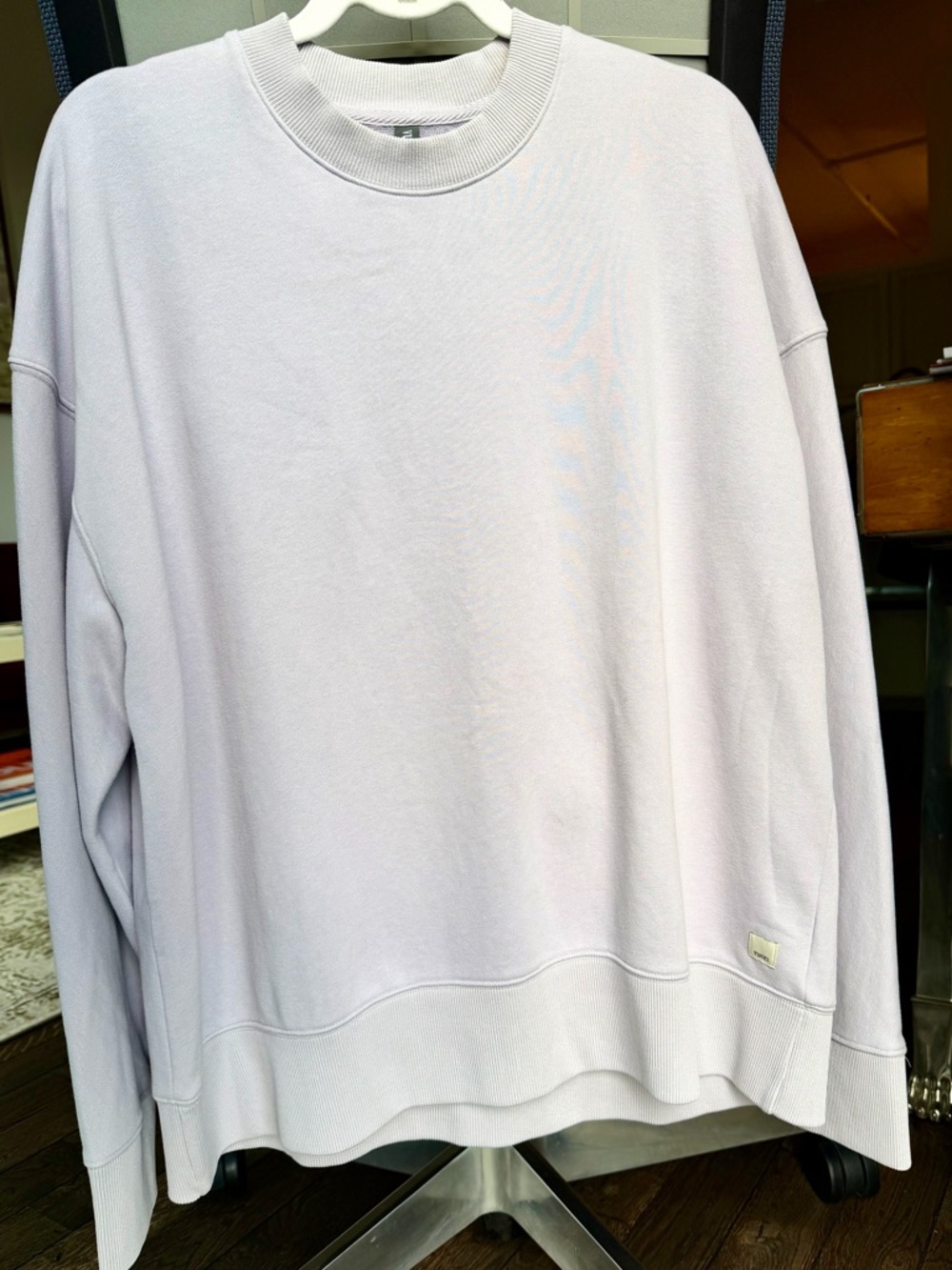 Vuori Lavender Ice Sedona Weekender Crew NWT XL